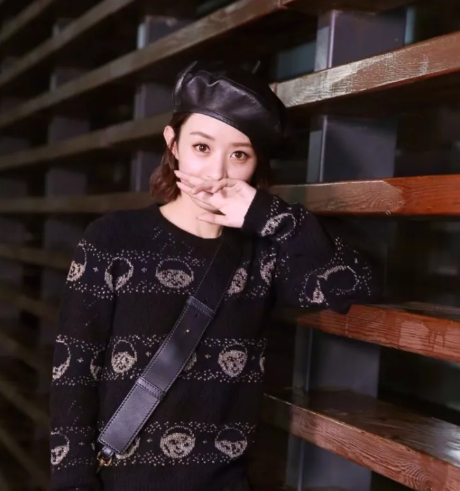 今年秋冬最chic！原來短發(fā)和帽子這么配啊！