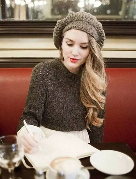 秋冬就得學(xué)會帽子搭配 秋冬就得學(xué)會帽子搭配