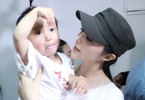 秋冬最適合戴帽子的發(fā)型不只土馬尾 秋冬最適合戴帽子的發(fā)型不只土馬尾