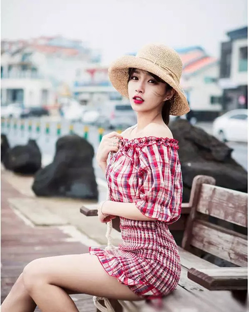 夏季怎么能少了一頂凹造型的草帽時(shí)髦的防曬利器 夏季怎么能少了一頂凹造型的草帽時(shí)髦的防曬利器