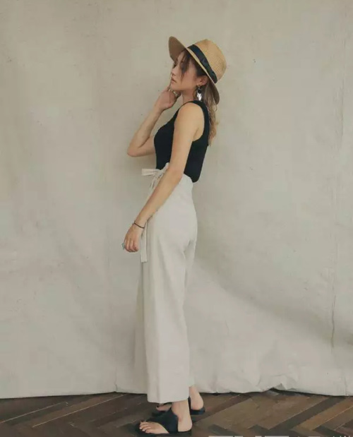 夏季怎么能少了一頂凹造型的草帽時(shí)髦的防曬利器 夏季怎么能少了一頂凹造型的草帽時(shí)髦的防曬利器